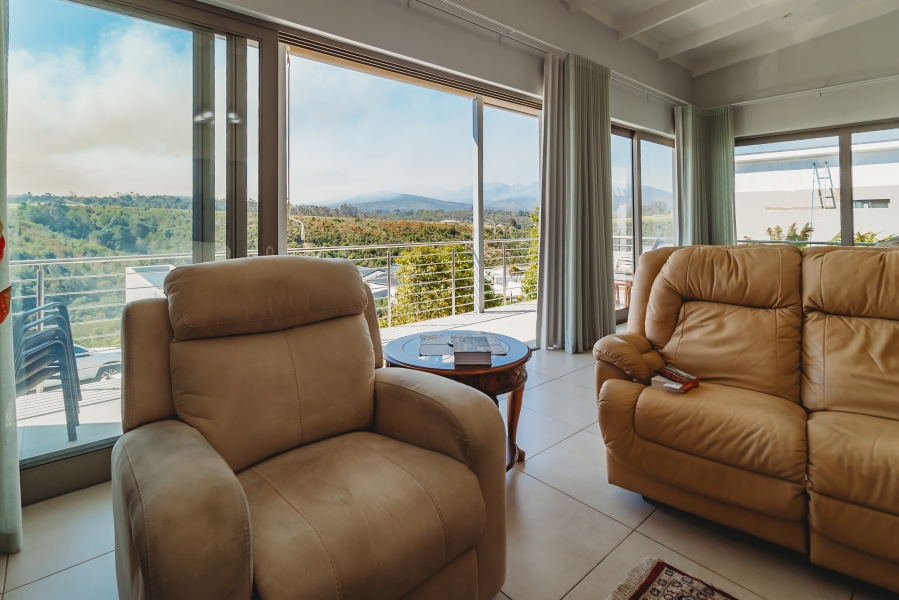 3 Bedroom Property for Sale in Welgelegen Western Cape